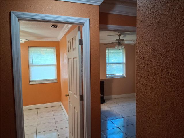 1349 Seaview, North Lauderdale, FL 33068