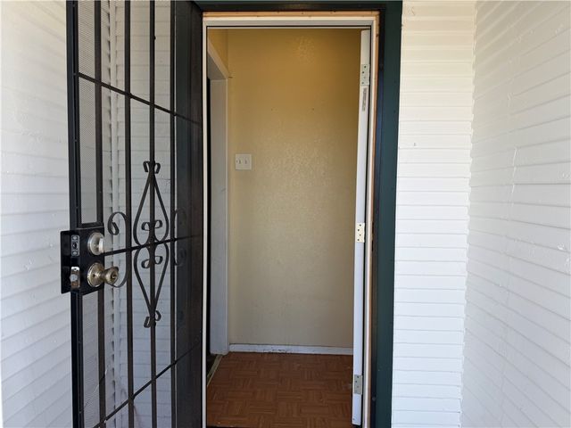 515 Harmon St, Corpus Christi, TX 78405