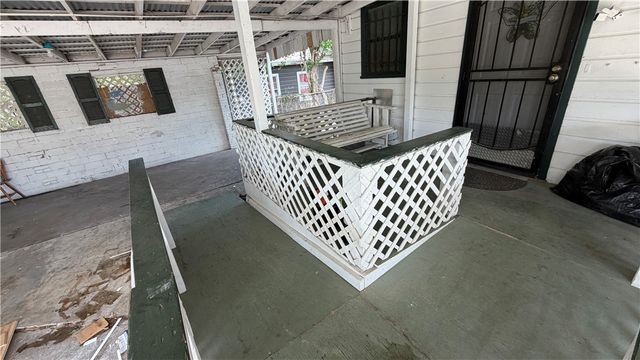 515 Harmon St, Corpus Christi, TX 78405