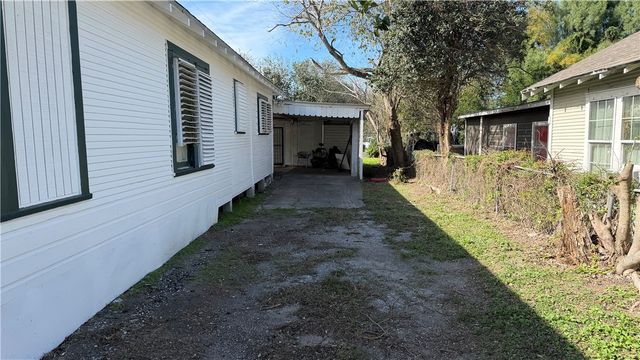 515 Harmon St, Corpus Christi, TX 78405