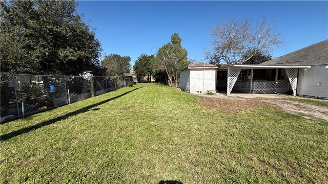 515 Harmon St, Corpus Christi, TX 78405