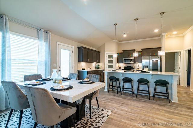 1403 E 150th Place S, Glenpool, OK 74033