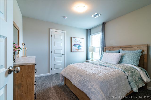 1403 E 150th Place S, Glenpool, OK 74033