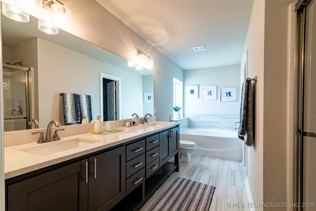 1403 E 150th Place S, Glenpool, OK 74033