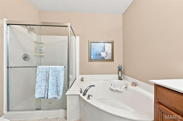 303 Glasgow Drive, St Charles, MO 63301