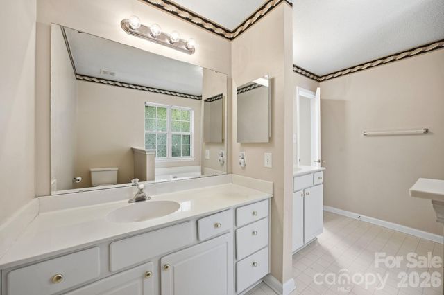 8616 Mineral Ridge Way, Charlotte, NC 28269