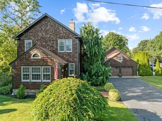 127 Freeborn Street, Portsmouth, RI 02871