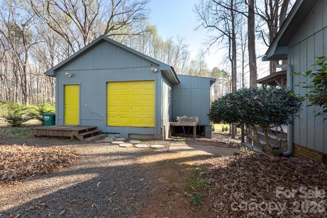 7423 Kuck Road, Mint Hill, NC 28227