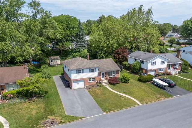 2439 West Congress Street, Allentown City, PA 18104