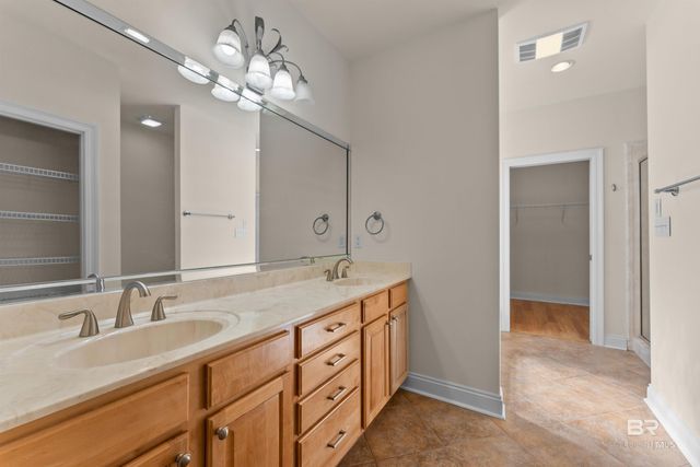 105 Natchez Trace, Foley, AL 36535
