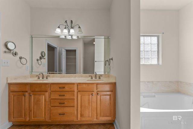 105 Natchez Trace, Foley, AL 36535