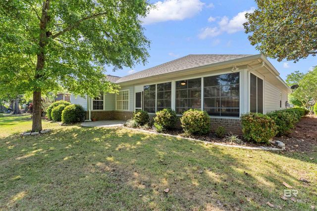 105 Natchez Trace, Foley, AL 36535