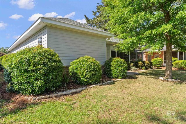 105 Natchez Trace, Foley, AL 36535