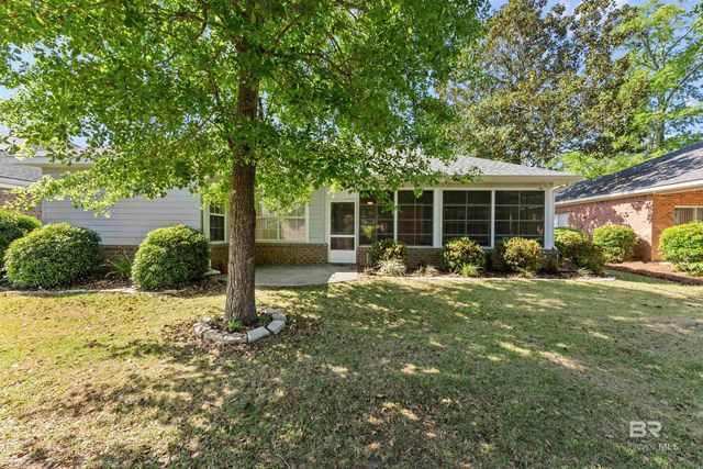 105 Natchez Trace, Foley, AL 36535