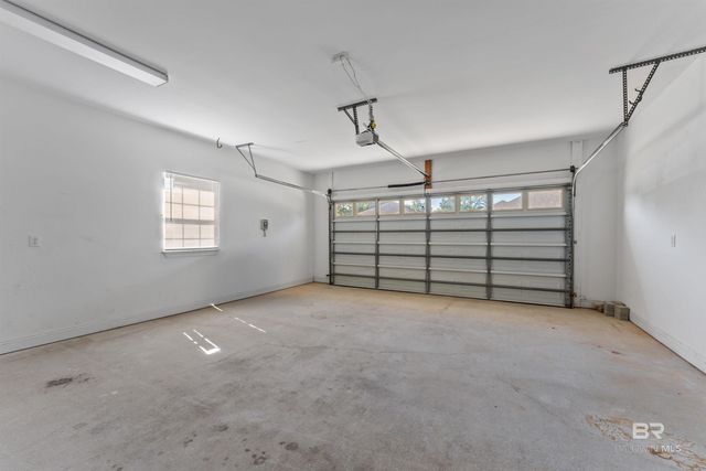 105 Natchez Trace, Foley, AL 36535