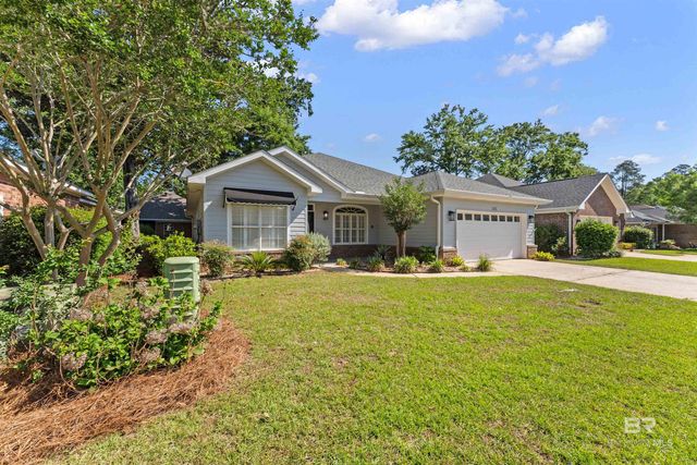 105 Natchez Trace, Foley, AL 36535