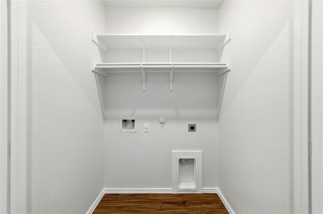 7013 Tonka LN, Austin, TX 78744