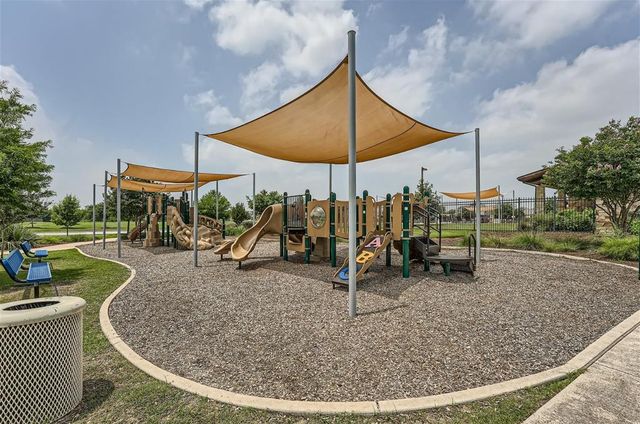 7013 Tonka LN, Austin, TX 78744