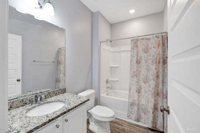 3736 Hawks Landing Cir, Pace, FL 32571