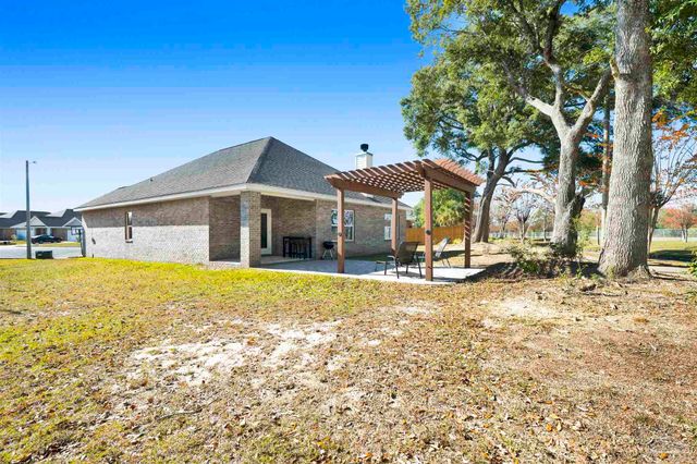 3736 Hawks Landing Cir, Pace, FL 32571