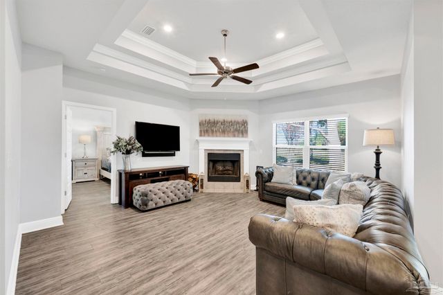 3736 Hawks Landing Cir, Pace, FL 32571