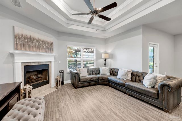 3736 Hawks Landing Cir, Pace, FL 32571