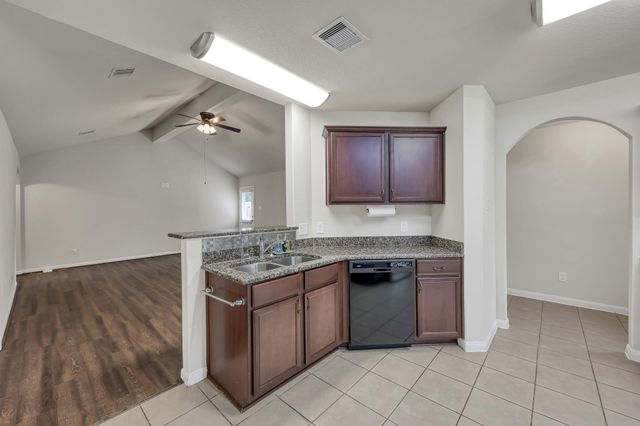 7527 Fettle Lane, Conroe, TX 77304
