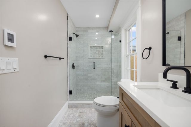 14 Sherman Street, Newport, RI 02840