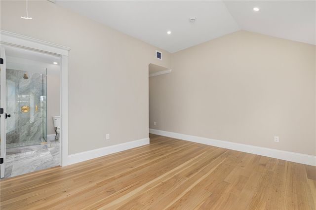 14 Sherman Street, Newport, RI 02840