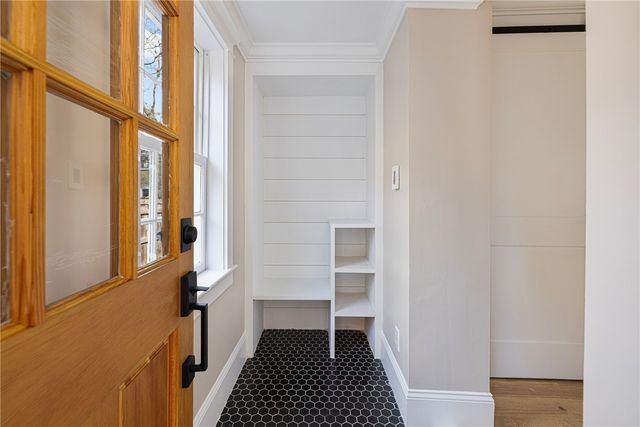 14 Sherman Street, Newport, RI 02840