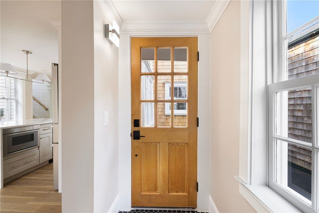 14 Sherman Street, Newport, RI 02840