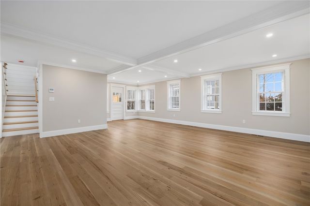 14 Sherman Street, Newport, RI 02840