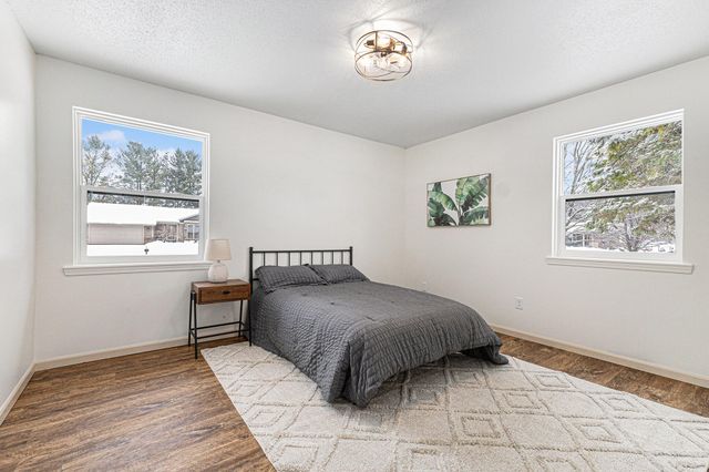 876 Beauford Street Se, Gaines Twp, MI 49508