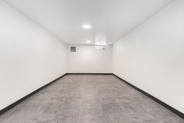 876 Beauford Street Se, Gaines Twp, MI 49508