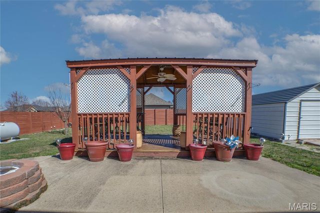 2220 Curtis Street, Lebanon, MO 65536