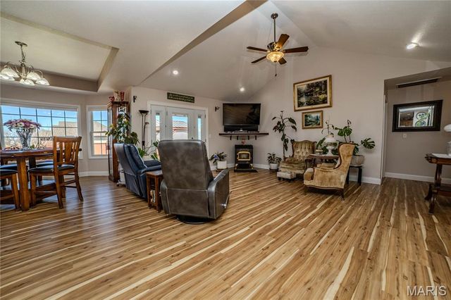 2220 Curtis Street, Lebanon, MO 65536