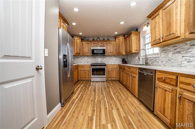 2220 Curtis Street, Lebanon, MO 65536