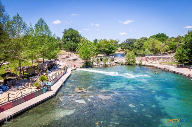 587 E Basel Street, New Braunfels, TX 78130