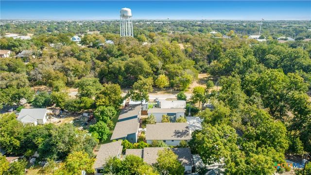 587 E Basel Street, New Braunfels, TX 78130