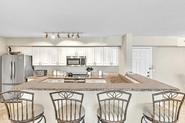 3606 S Ocean Boulevard 205, Highland Beach, FL 33487