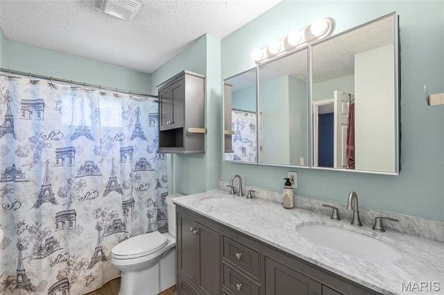3152 Pinebrook Drive, Arnold, MO 63010