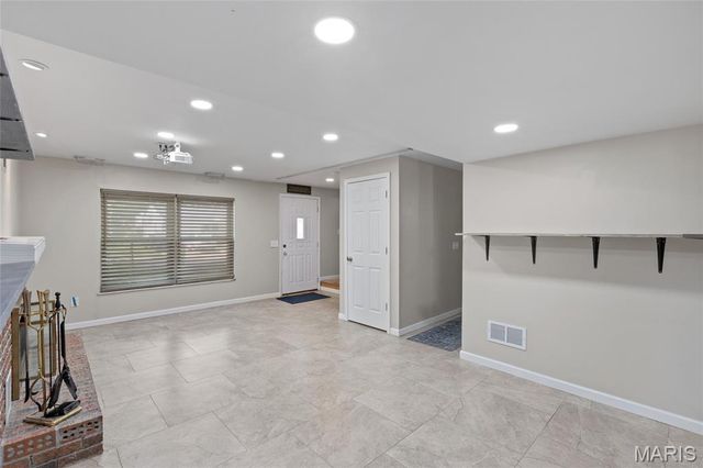 3152 Pinebrook Drive, Arnold, MO 63010