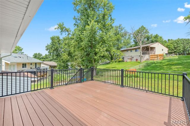 3152 Pinebrook Drive, Arnold, MO 63010