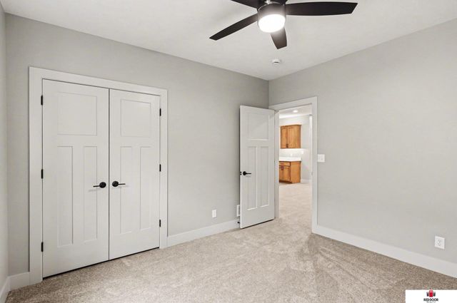 7942 Ponce Drive, Lincoln, NE 68516