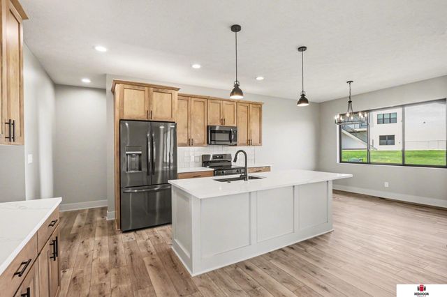 7942 Ponce Drive, Lincoln, NE 68516