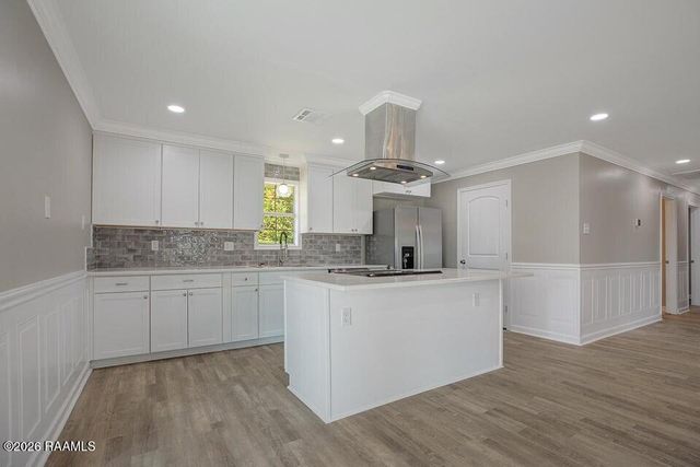 1145 Auguillard Rd, Breaux Bridge, LA 70517