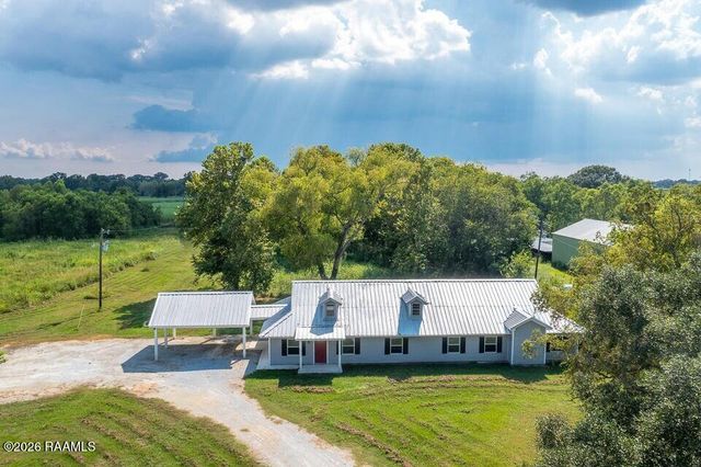 1145 Auguillard Rd, Breaux Bridge, LA 70517