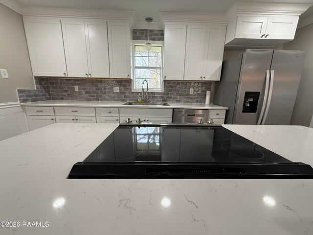 1145 Auguillard Rd, Breaux Bridge, LA 70517