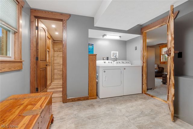 2120 Edmar Street, Louisville, OH 44641