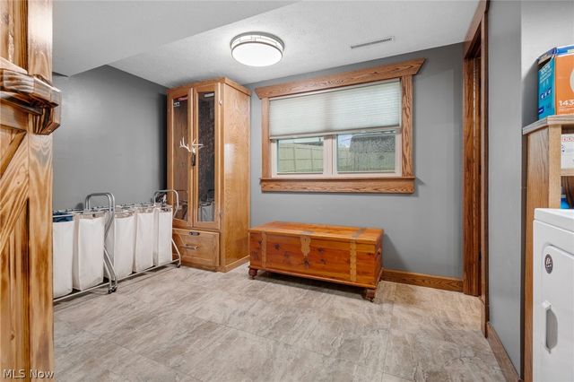 2120 Edmar Street, Louisville, OH 44641